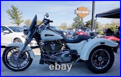 Calsci Tinted Shorty 11 Windshield Harley Road King Special FLHR / FLHRXS